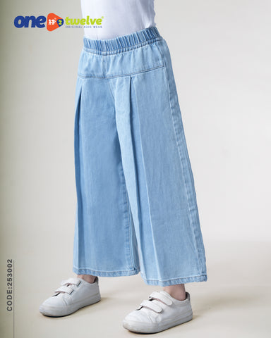 بنطلون جينز