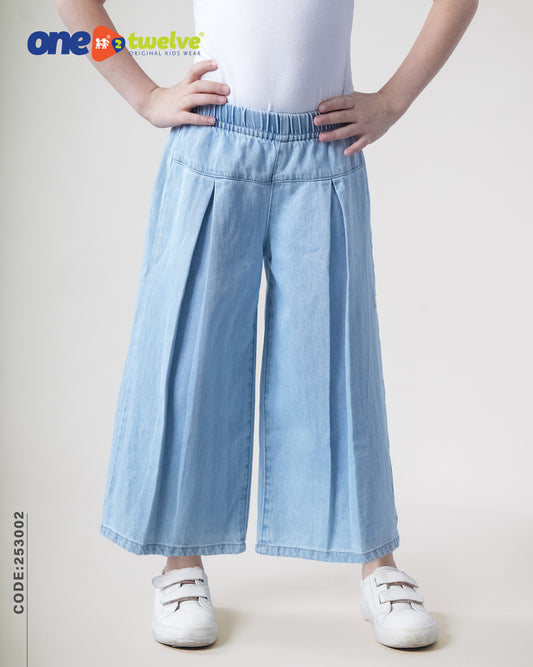 بنطلون جينز