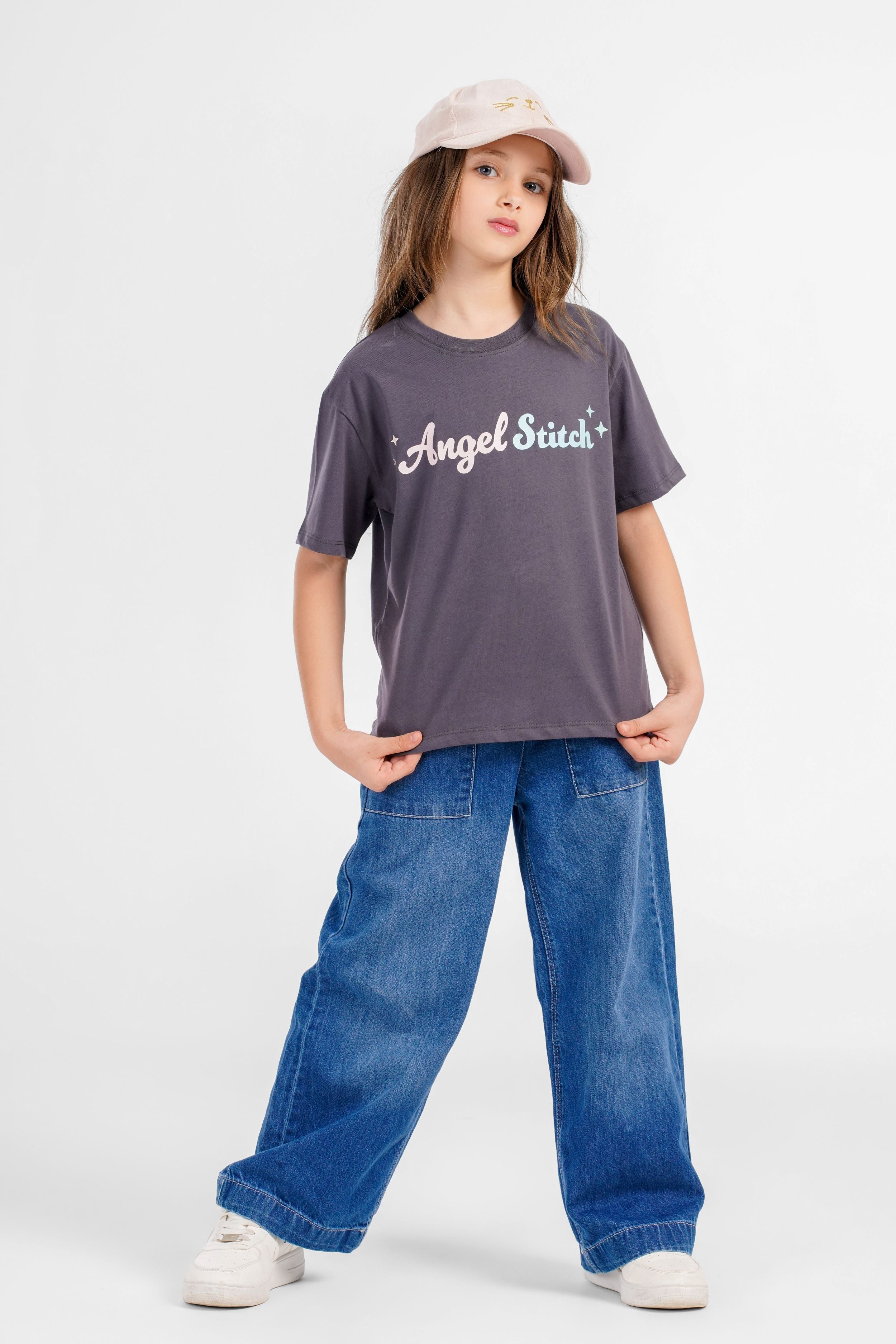 تي شيرت بناتى