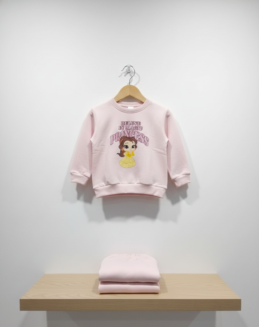 طقم بناتي مبطن