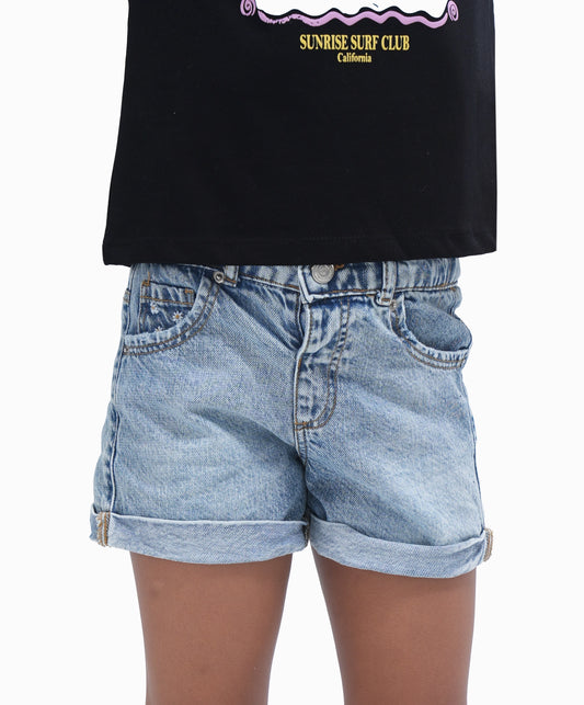 شورت جينز بناتي